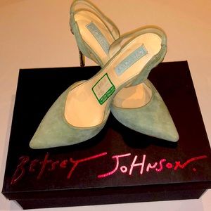 Betsy Johnson “Leona” Pump size 8.5